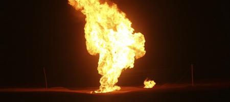 Huge blast hit gas pipeline in Iran