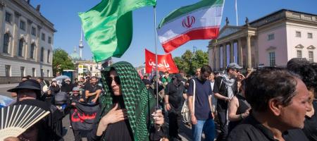 شهرهای بزرگ اروپا در روز عاشورا سیاه پوش شدند