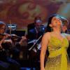  Bir Kürtçe konser yasağı da Pervin Çakar’a