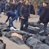 شواهد و روایت‌های مستقیم چندین خانواده از شهرهای تهران، اراک و اصفهان نشان می‌دهد که برخی از معترضان بازداشت‌شده و مجروح، در حالی که هنوز زنده بوده‌اند، به خاک سپرده شده‌اند.