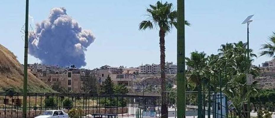 Friday noon 18 may 2018 Hammat air Base in Syria suffered from a massive explosion  thar the smoke of it continued for hours.