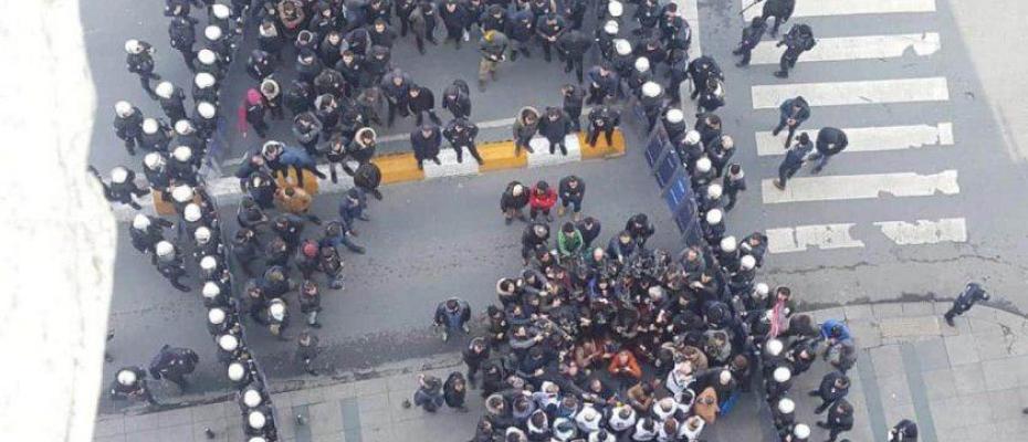 HDP'li vekiller Taksim'de Leyla Güven için yürüdü