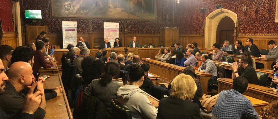 Suriye Demokratik Meclisi Eşbaşkanı Ehmed, İngiltere Parlamentosu'nda konuştu