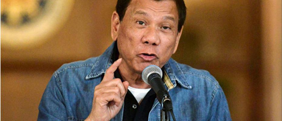 Filipinler lideri Duterte'den kadınlara küfürlü hakaret  