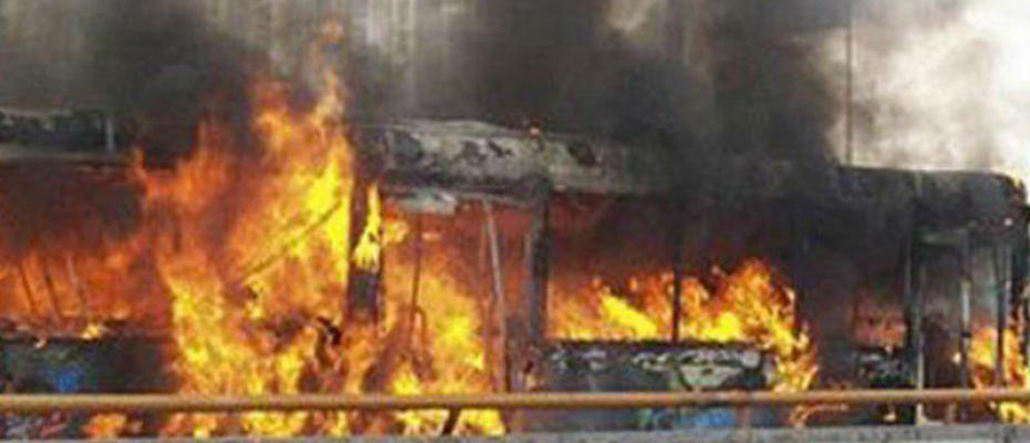 Çin’de yolcu otobüsü yandı: 26 ölüEposta 