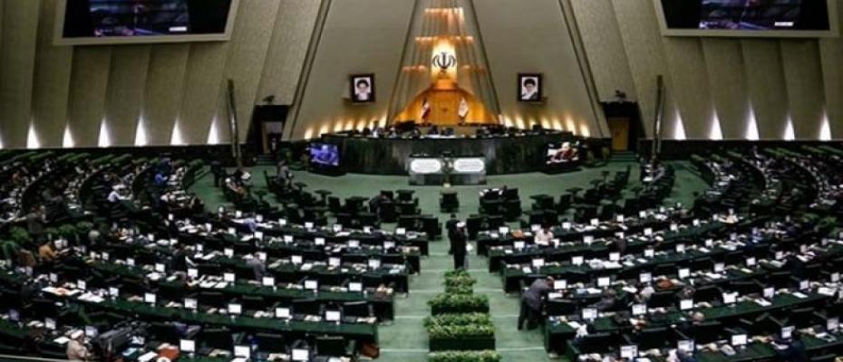 İranlı milletvekillerinden Haşdi Şabi'yi ülkeye sokan rejime sert tepki