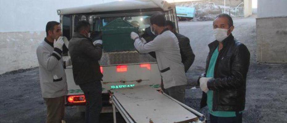 Doğu Kürdistan sınırında 6 erkek cesedi bulundu