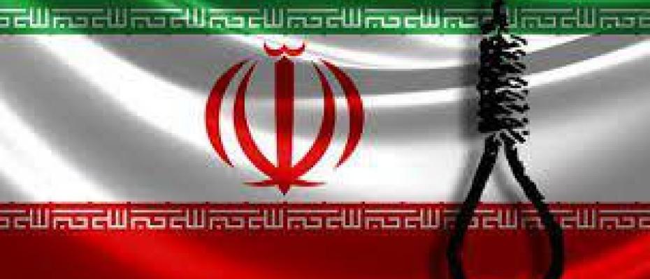 İdam rejimi İran, halka açık alanda 3 Kürdü darağacına gönderdi