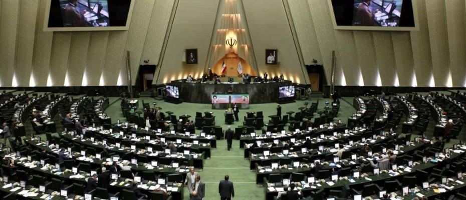 In a letter to Supreme Leader, Iranian MP seeks constitutional amendment