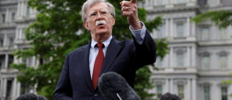 Bolton:  ABD, İran'a uyarı savaş gemisini bölgeye gönderiyor 