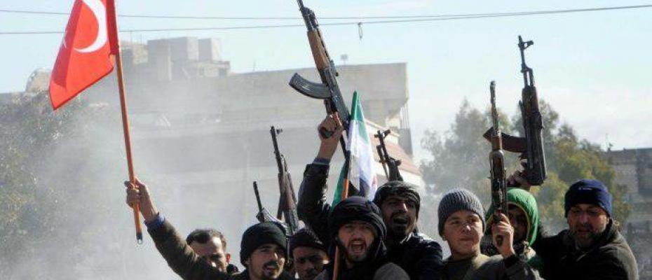 "Türkiye, Suriye'deki muhaliflere silah gönderdi"