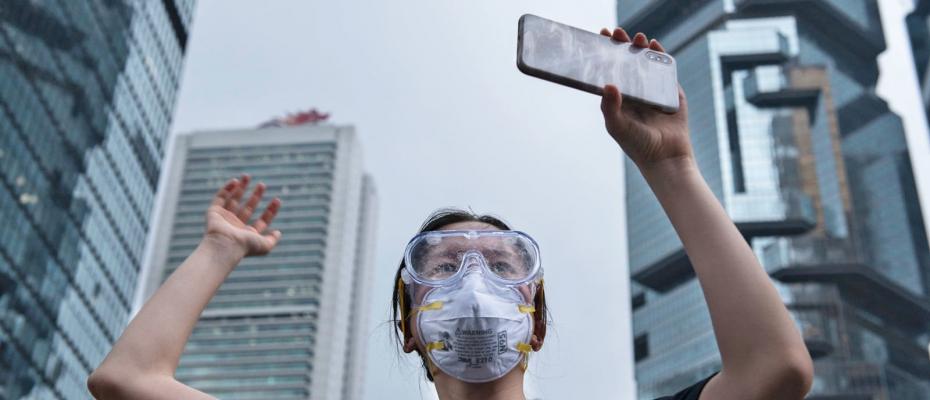 هدیە تلگرام بە معترضین هنگ کنگ، فرصت مناسبی برای مردم ایران