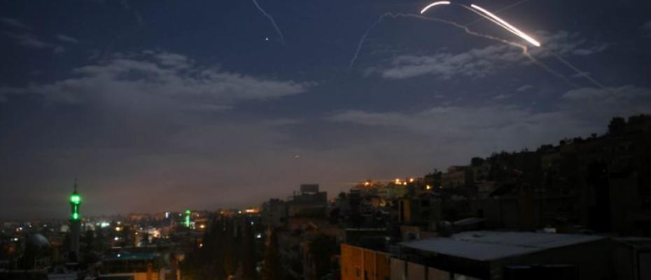 Israel strikes Iranian sites in Syria to thwart their planned attack