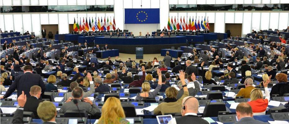 Avrupa Parlamentosu’ndan Türk devletine kayyum kınaması