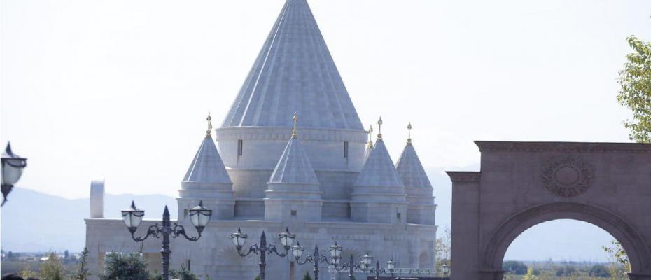 Dünyanın en büyük Ezidi tapınağı Kürdistan’da değil Ermenistan’da açıldı