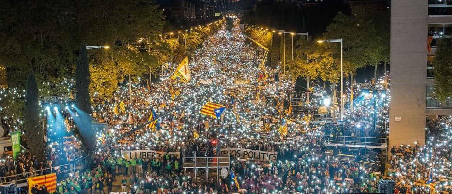 Katalonya’nın İspanyol mahkemesine tepkisi dinmiyor