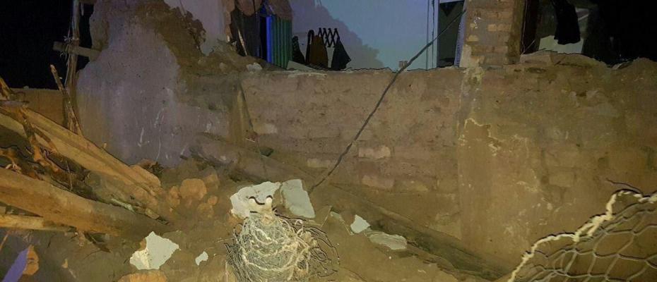 Earthquake in Iran kills at least 5, wounds about 500