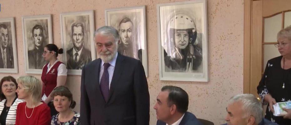 Kürt siyasetçi Zelimxan Motsoyiv, Putin’in partisinin Yönetim Kurulu’nda