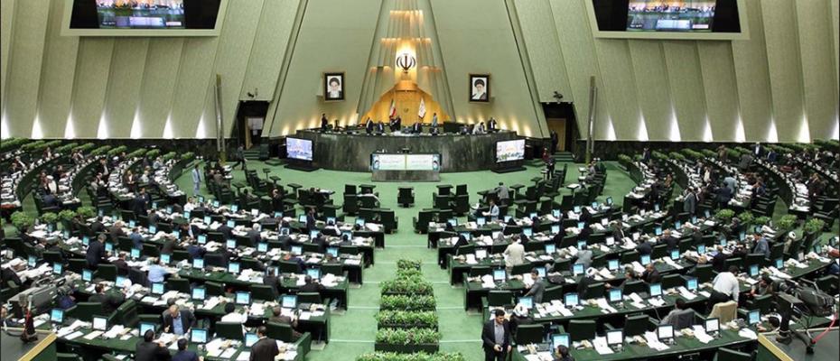 Lawmakers in Iran call for debate on withdrawing from nuclear arms treaty