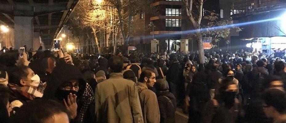 Tahran’da yeni protestoların ayak sesleri