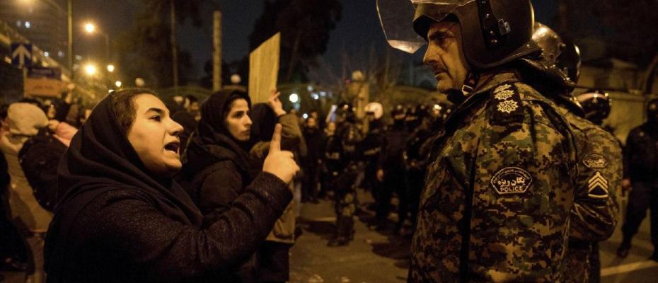 İran rejimine karşı protestolar devam ediyor