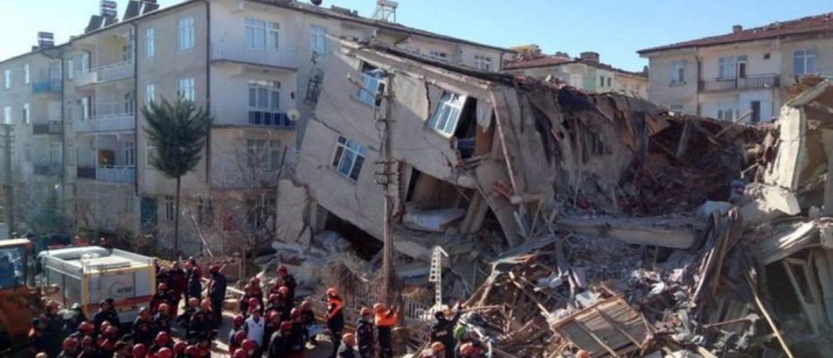 Elazığ’daki depremde ölü sayısı 31’e yükseldi