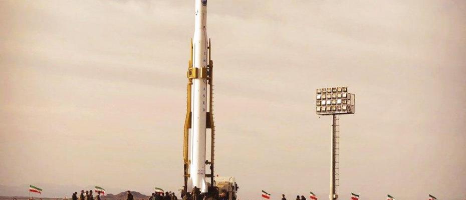 Tahran: Balistik füzeyle uydu göndermemiz BMGK kararına aykırı değil