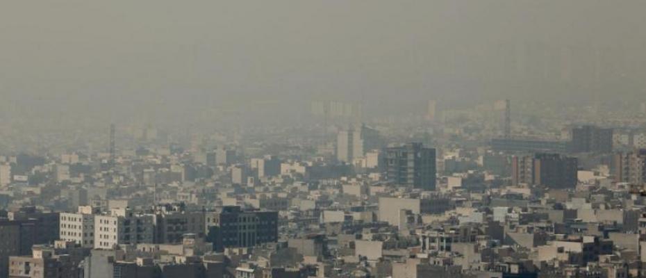   Explosion hits industrial complex in Iran  