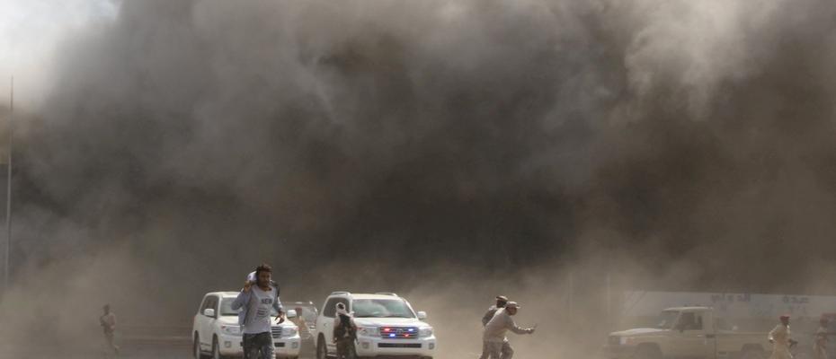 Yemen blames Iran, Houthis for Aden airport blast 