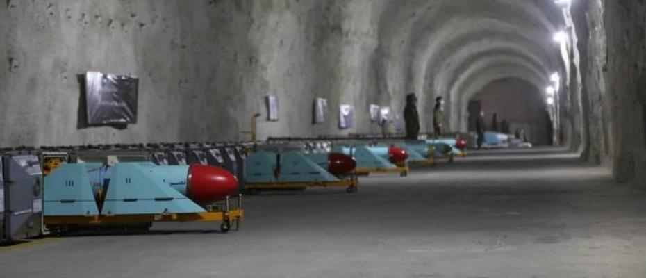 IRGCs reveal underground missile base in Gulf