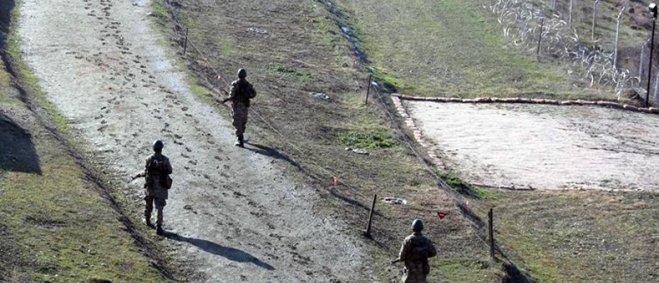 Suriye’den Türkiye’ye girmeye çalışan 16 kişi yakalandı