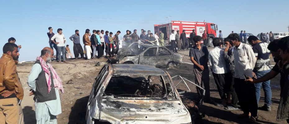 IRGC pursuit ends with car crash, killing one porter and injuring another