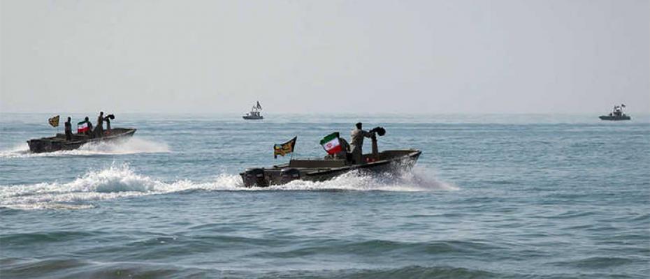 زوارق تابعة للحرس الثوري الإيراني