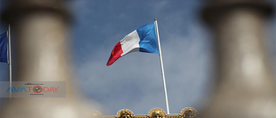 العلم الفرنسي 