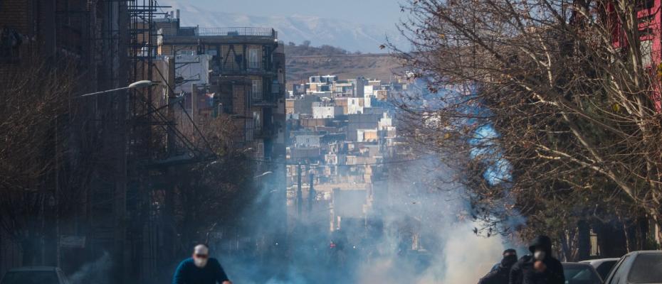  Fresh protests hit Iran as regime kills people