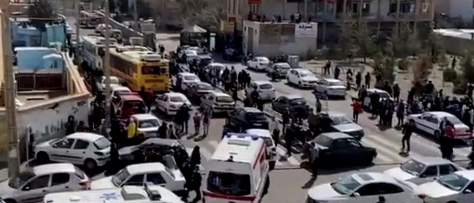 Iranian parents protest over suspected schoolgirls poisoning