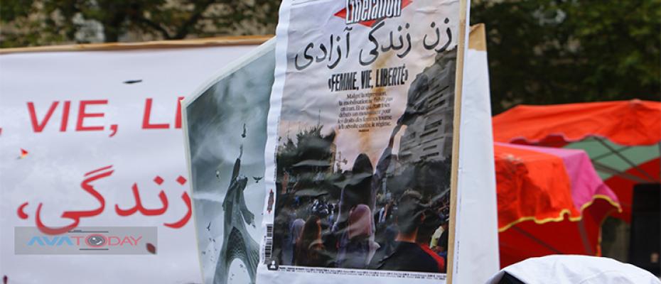احتجاجات الجالية الإيرانية في باريس (أرشيف)