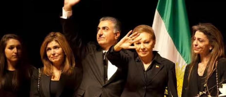 دکتر پرچی زاده: "جریان سلطنت‌طلب یکی از مخرب‌ترین نیروهای فضای سیاسی اپوزیسیون است"  علی خامنەای، دیکتاتور حاکم بر ایران گفته بود: "نه جنگی میشود و نه مذاکره میکنیم". اما از قضا، هم جنگ شد و هم ایران در چهارم شهرویور١٣٩٤، ٢٦ آگوست ٢٠٢٥، در ژنو به پای میز مذاکره رفت تا دور دوم مذاکرات را با قدرتهای اروپایی، آغاز کند. برخلاف ادعاهای خامنەای، ارتش اسرائیل در ٢٣ خرداد، ١٣ ژوئن، در حملەای برق آسا و کوبنده و ناگهانی، فرماندهان اصلی و ارشد سپاه تروریستی پاسداران انقلاب اسلامی ایران را کشت، پدافند ایران را بطور کام
