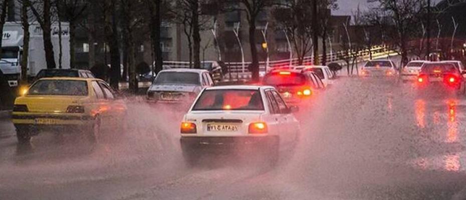 سیلاب ایلام را به تعطیلی کشاند و در جنوب کوردستان جان دو نفر را گرفت