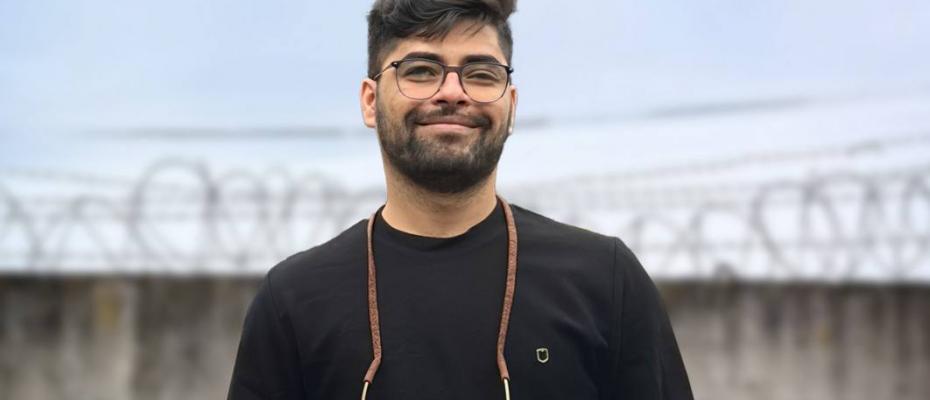 No information on the fate of detained Kurdish artist Nima Mandoumi