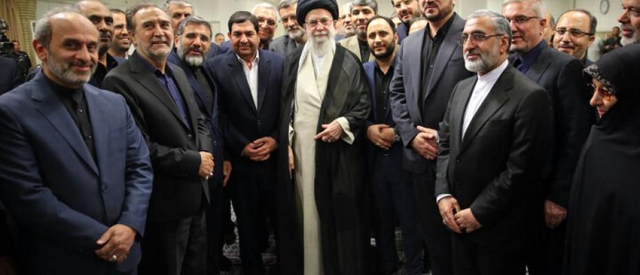 "حکومت ایران خود را برای دوران پس از سقوط آماده میکند"