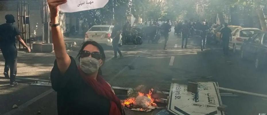 ۶۰ حقوق‌دان خواستار فعال‌سازی مسئولیت جهانی در قبال جنایت در ایران شدند