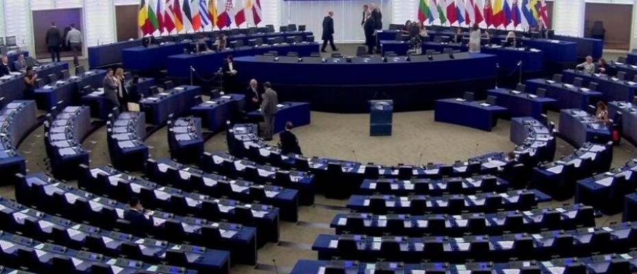 پارلمان اروپا: سرکوب اعتراضات در ایران جنایت علیه بشریت است