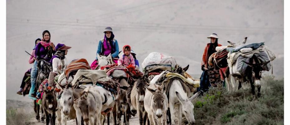 ئێران ناوچە سنوورییەکانی کرماشان میلیتاریزە دەکات و کۆچەرییەکان دەردەکات