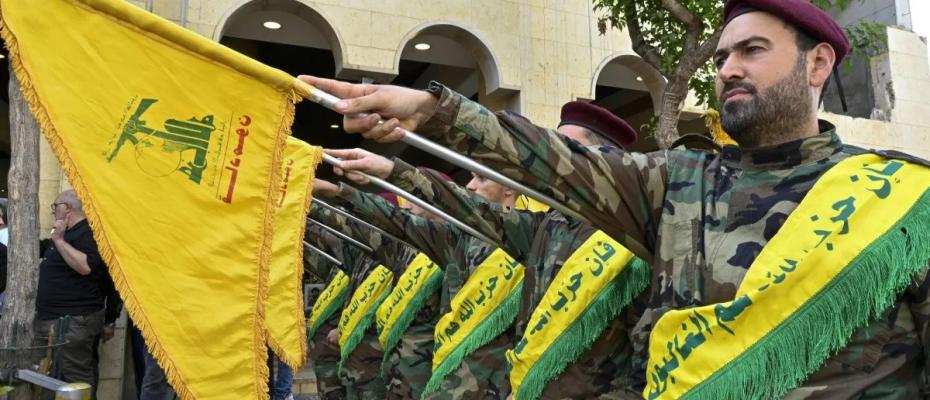 لبنان: ایران فرماندهی حملات حزب‌الله به اسرائیل را برعهده دارد