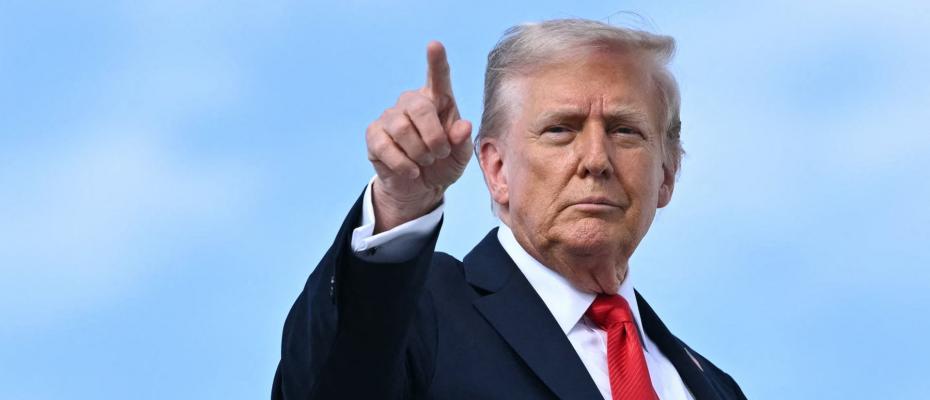 ترەمپ: ئەگەر ئێران هورمز دابخات رێگە نادەین شاندەکەیان بگەڕێتەوە